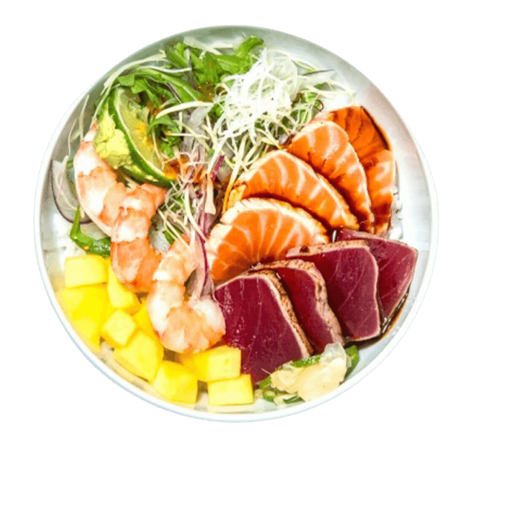Tataki – Taça com salmão, atum e camarão em tataki, molho teriyaki e ceviche, manga, alho-francês, sweet chilli e mistura de legumes tsuma.